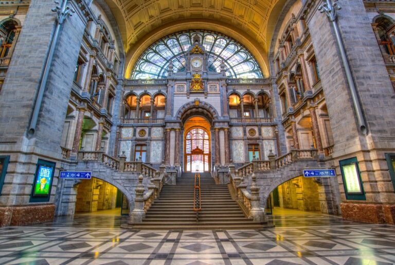 Antwerpen ontdekken? Laat je begeleiden door een ervaren gids!